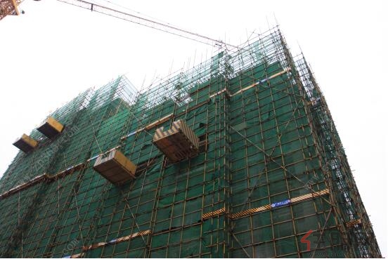 品质新篇 荣耀封顶 | 振业邕江雅苑1、2号楼喜封金顶